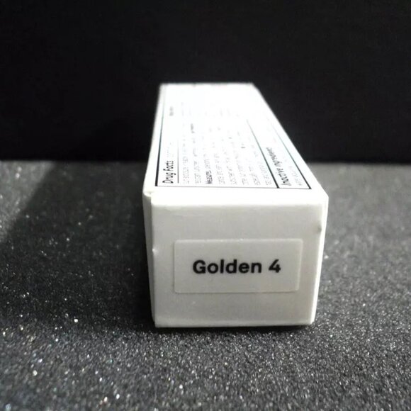 Bobbi Brown Vitamin Enriched Skin Tint Golden .24 fl. oz. Travel Size SPF 15 - Picture 3 of 4